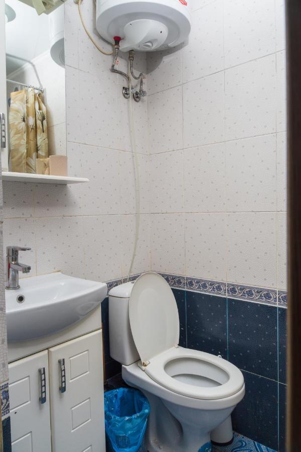 1 Комнатная Квартира По Улице Предславинская, 12 Kiew Exterior foto