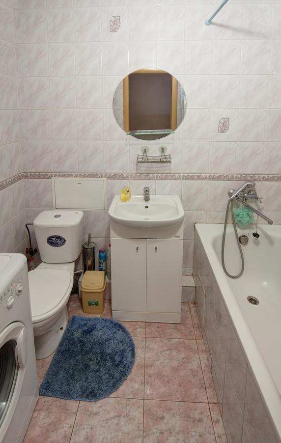 1 Комнатная Квартира По Улице Предславинская, 12 Kiew Exterior foto
