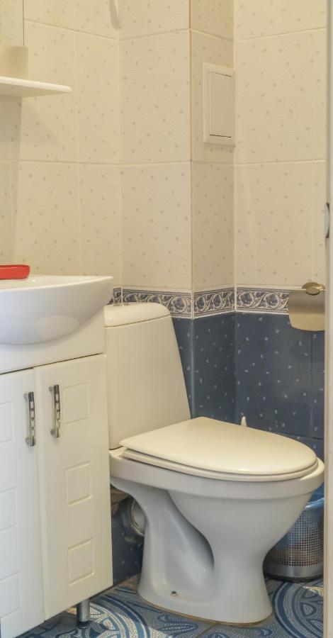 1 Комнатная Квартира По Улице Предславинская, 12 Kiew Exterior foto